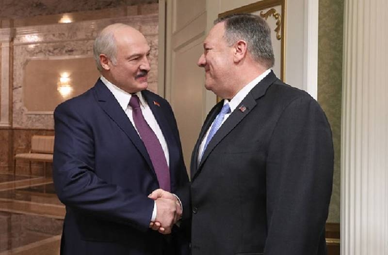 pompeo – Lukashenka: Amenazas de la OTAN a Bielorrusia, Polonia y Lituania no existen.