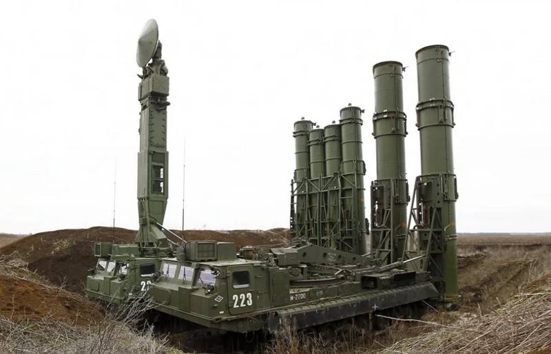 The S-300V4 military air defense system was able to shoot down hypersonic missiles