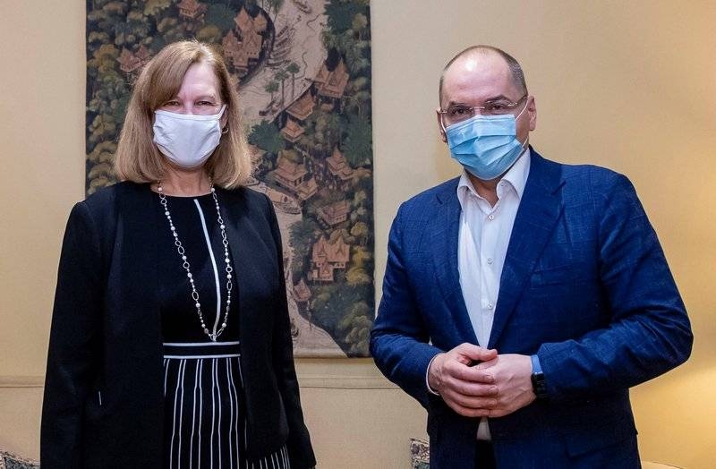 В США решили, что Украине не нужна российская вакцина от коронавируса