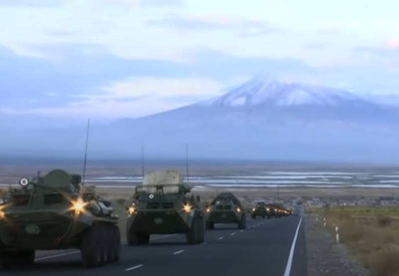 Читатели турецких медиа: «Пока в Карабахе видны колонны российских военных, турецких колонн почему-то не видно»