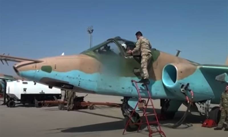 «Дорожат высокоточными боеприпасами»: обсуждается причина использования Азербайджаном штурмовика Су-25 для ударов по окопам