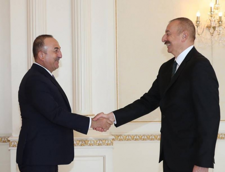 Ministre turc des affaires étrangères: Азербайджан одержал победу и на поля боя, и за столом переговоров