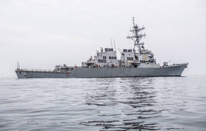 «Операция по свободе судоходства»: в ВМС США объяснили заход эсминца USS John S. McCain в российские воды