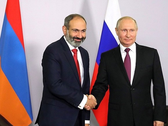 Пашинян сдался не Алиеву, а Путину