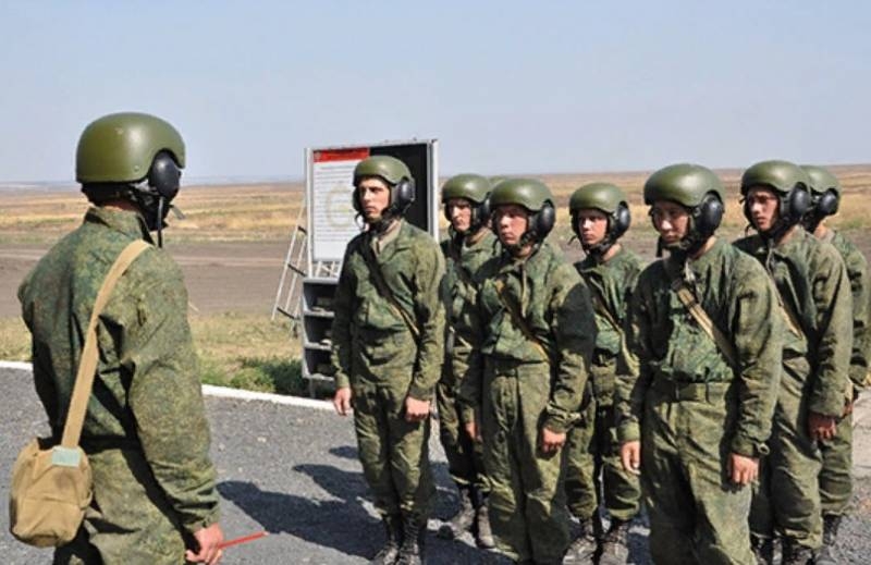 火鸡: На Западе возмущены вводом российских войск в Карабах, но не замечают их военной базы в Армении