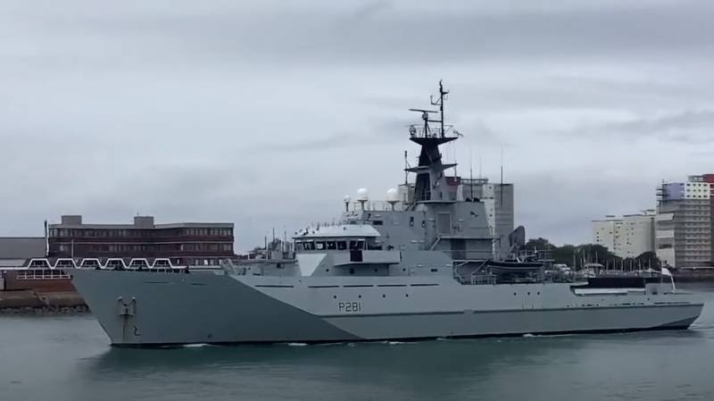 «Completed task number one»: British ship is sent for reconnaissance against Russian ships -«spies»