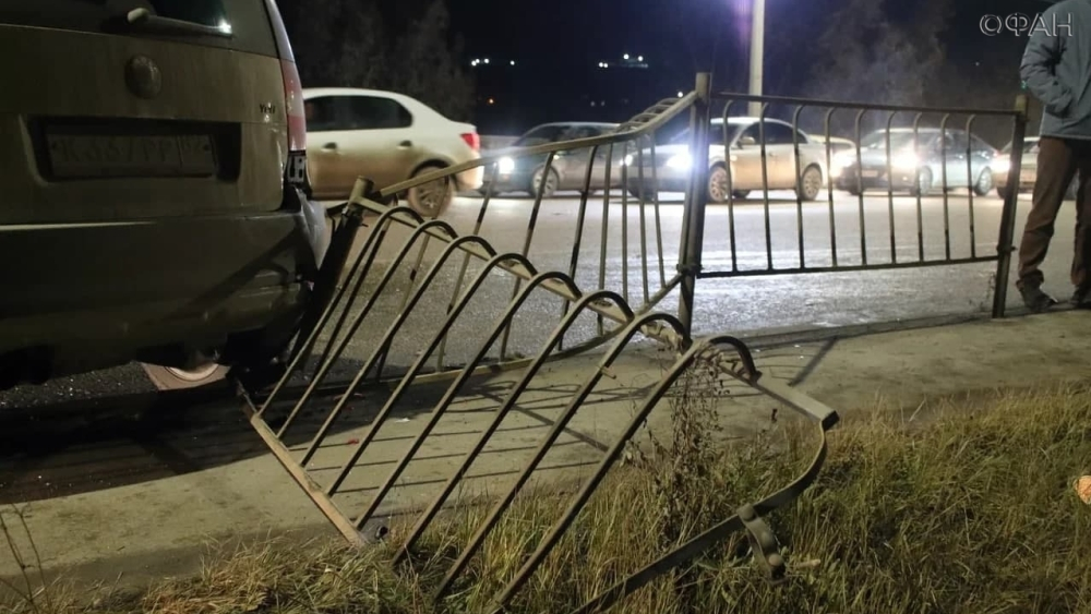 Minimum 5 cars were injured in a double accident in Crimea
