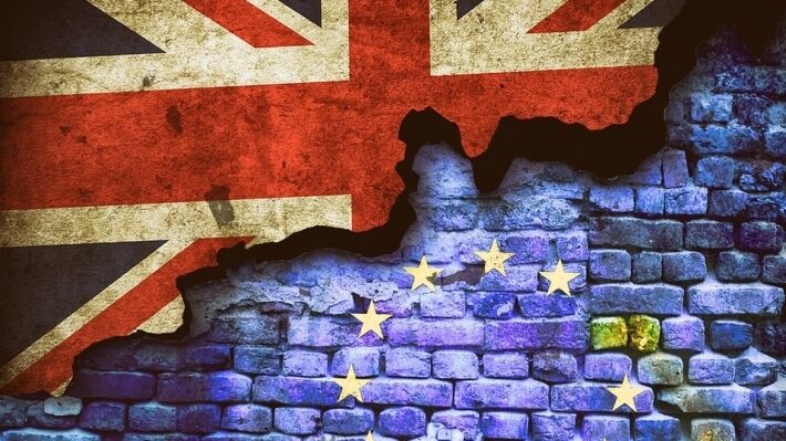 Торговая сделка по Brexit оставит Великобританию в зависимости от ЕС