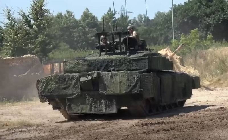 В Британии: Многооттеночный цифровой камуфляж верхней проекции танка позволит снизить уязвимость от БПЛА