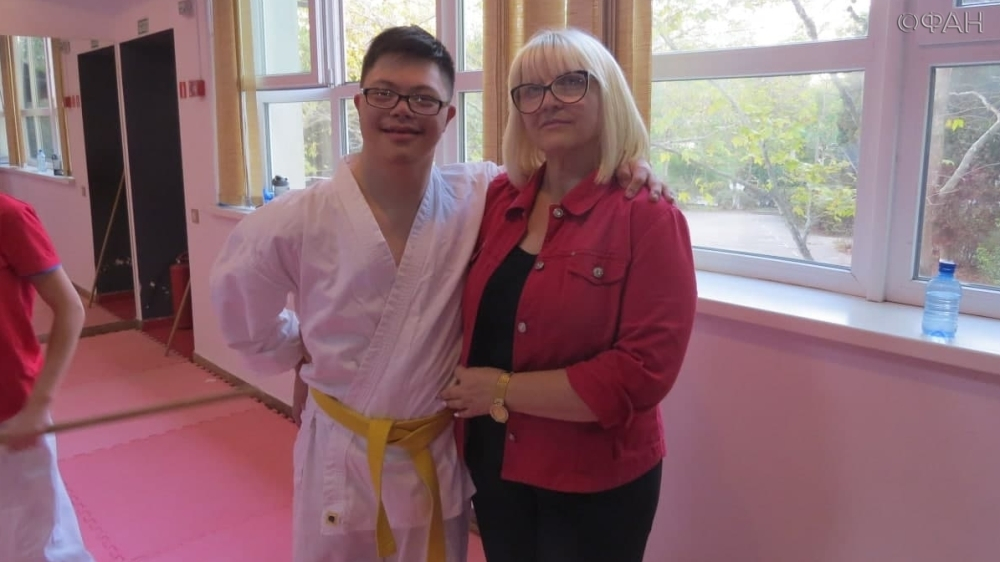 In Sevastopol, they help special children with para-karate classes for free