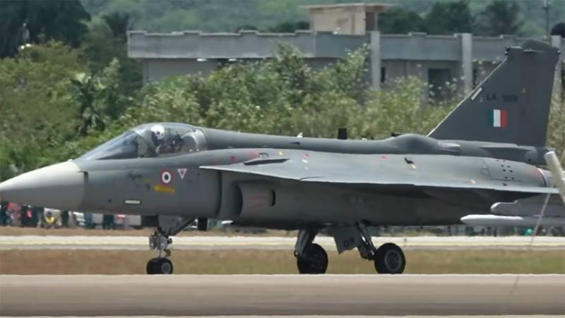 Indian Marshal: Our Tejas fighters are much better, than Sino-Pakistani JF-17