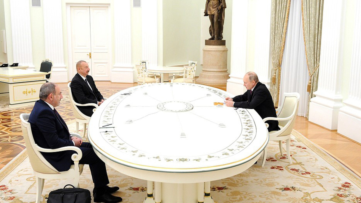 Strategic game in Transcaucasia: What did Putin agree on, Aliyev and Pashinyan