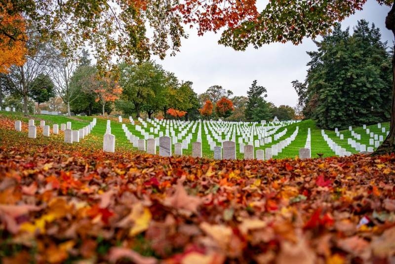 On the day of the inauguration in Washington, it was decided to close even the Arlington military cemetery.