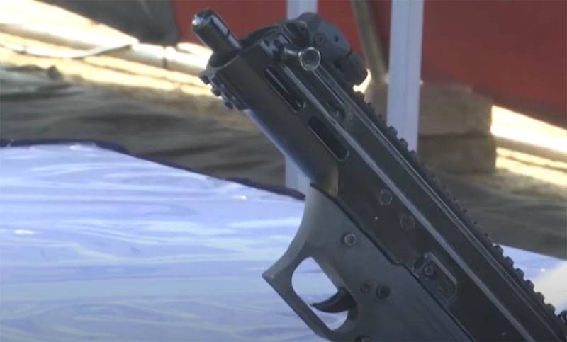 印度制造了自己的ASMI冲锋枪作为以色列乌兹冲锋枪的替代品