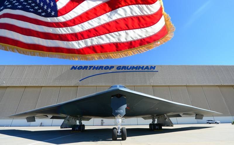 US Air Force postponed the first flight of the new strategic bomber B-21 Raider