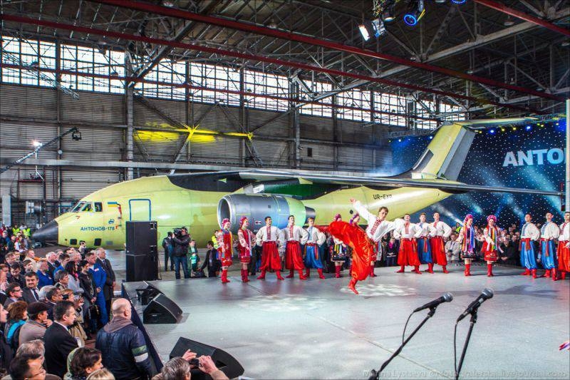 Двум новейшим украинским самолётам запретили совершать полёты