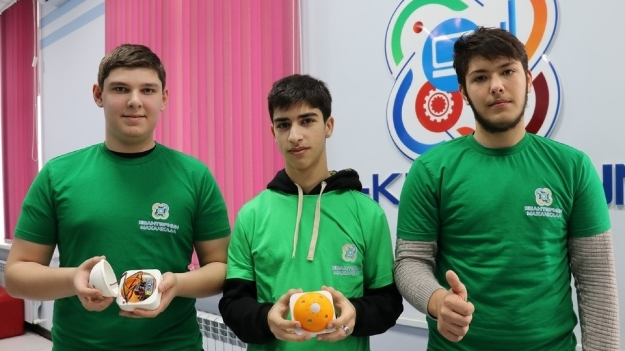 Юные инженеры в Дагестане изобрели автономный дезинфектор помещений