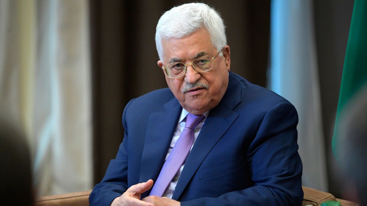 Конец изгнания: зачем личный враг Махмуда Аббаса возвращается в Палестину