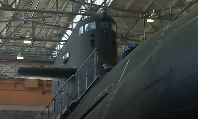 Les dates de transfert des deux premiers sous-marins de production du projet vers la flotte ont été annoncées 677 «Lada»