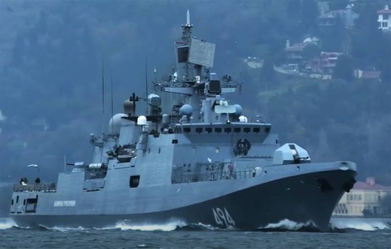 Российский боевой корабль впервые в истории РФ вошёл в Порт-Судан, где появится пункт МТО ВМФ России