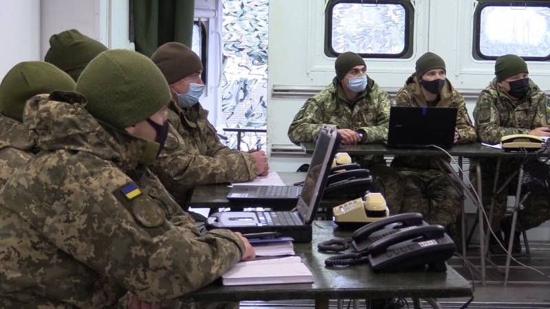 В шапках и верхней одежде: на Украине показали подготовку будущих расчётов БРК «Нептун»