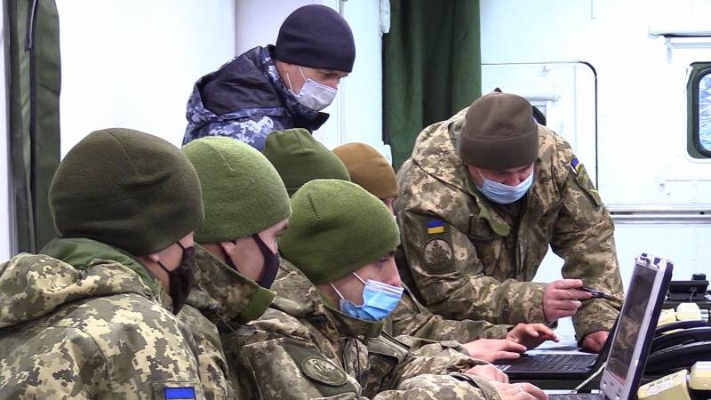 В шапках и верхней одежде: на Украине показали подготовку будущих расчётов БРК «Нептун»