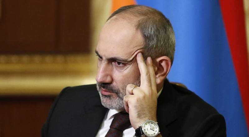 «Всё под контролем»: Пашинян обратился к военным и призвал «подчиниться законным приказам»