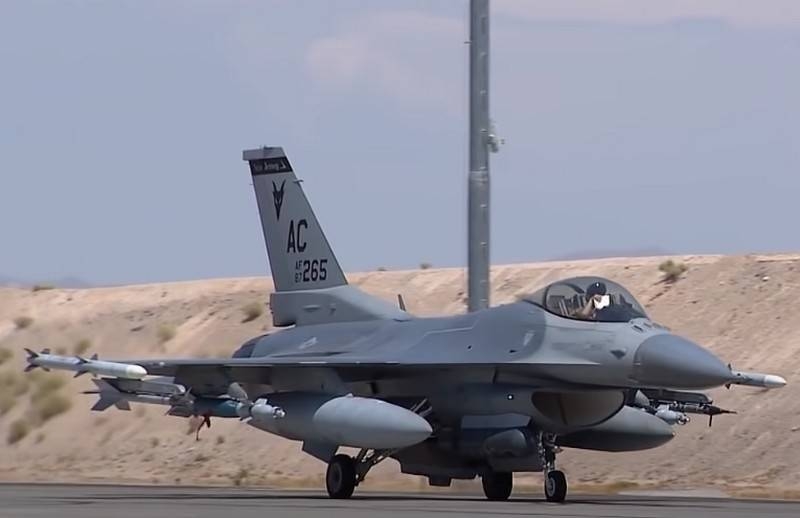 ВВС США назвали сроки начала масштабных испытаний боевого авиационного лазера