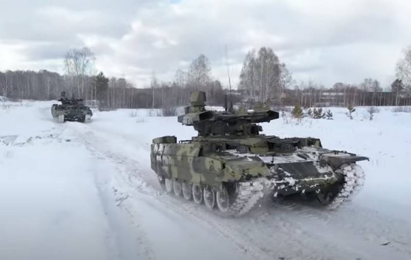 BMPT «Terminator» and T-72B3 tanks for the first time worked out interaction in the offensive