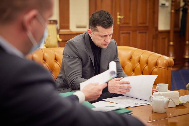 Депутат Верховной рады заявил, что президента Зеленского ожидает судьба Чаушеску