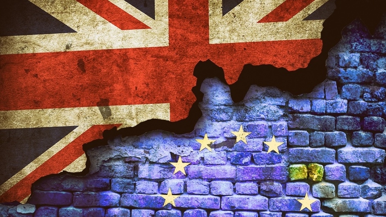 ЕС через суд накажет Лондон за нарушения при Brexit