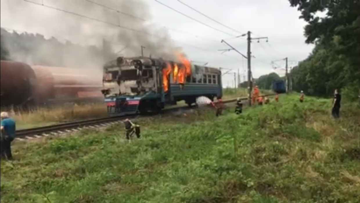 Burning carriages and leaky roofs: collected the most egregious cases on the railway of Ukraine