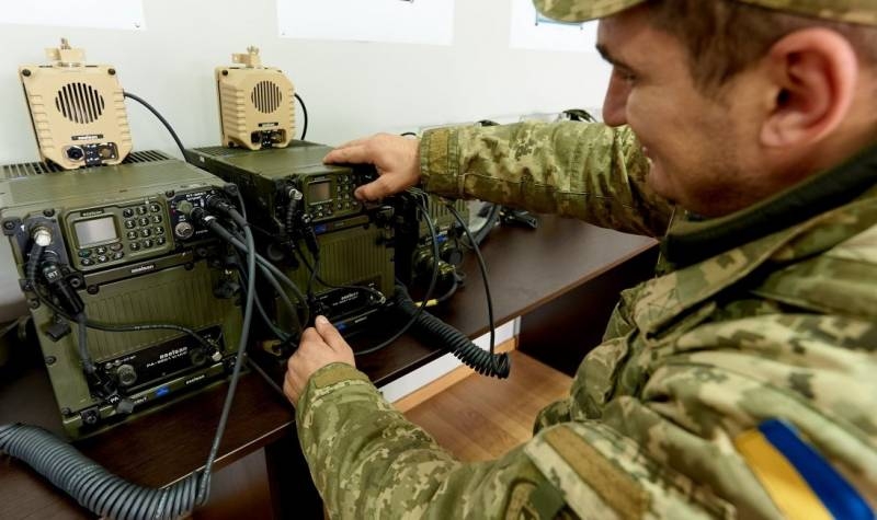 L3Harris instead of Aselsan: Ukrainian Armed Forces change Turkish radio stations to American ones