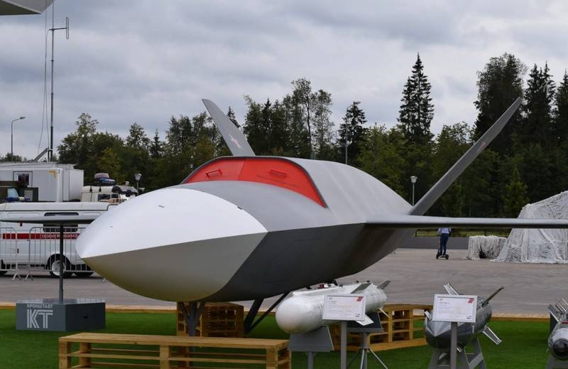 New UAV «Thunder» will be able to control a swarm of attack drones