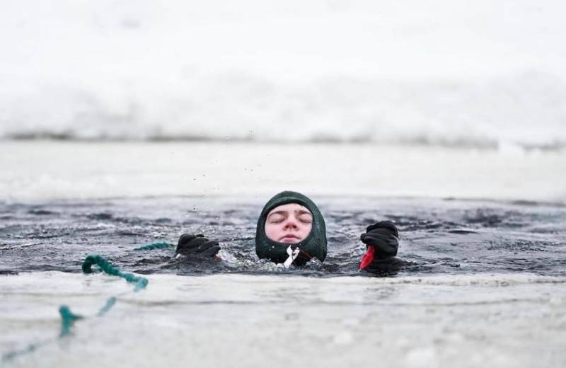«Отрабатывают Ледовое побоище»: пользователи иронизируют над «арктической подготовкой» в шведской армии