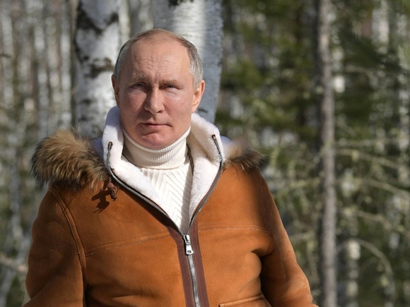 Почему Путин вышел из бункера
