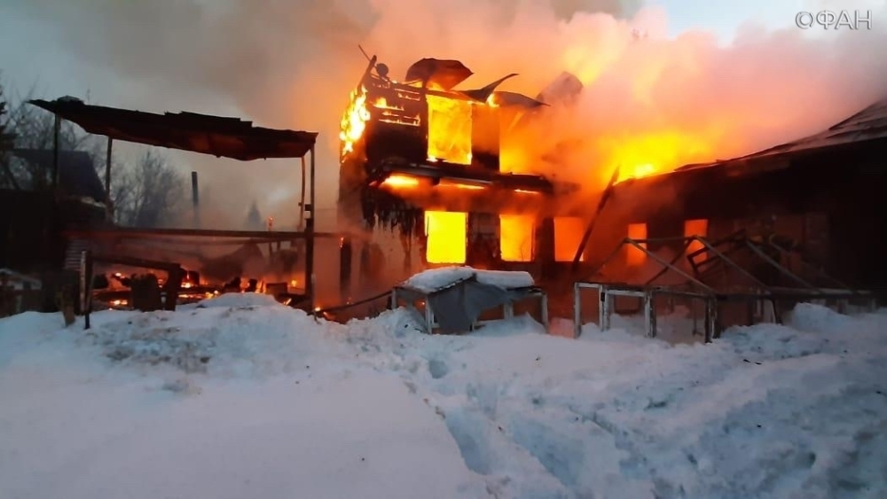 Three children escaped from a fire in the private sector of Novosibirsk