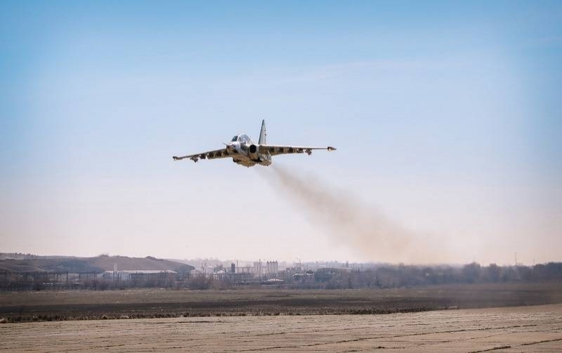 El primer avión de ataque Su-25 restaurado despegó en Georgia
