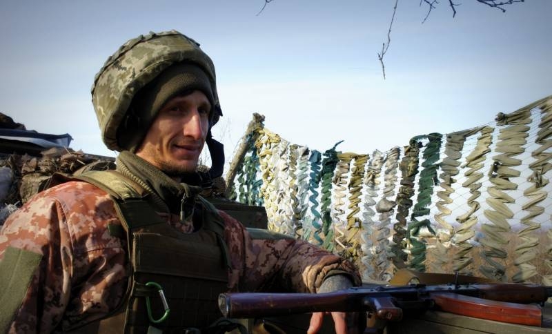 En el Ministerio de Asuntos Exteriores de Ucrania: Войну на Донбассе можно было бы закончить в течение недели