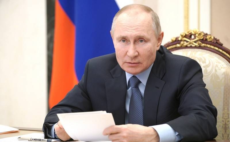 «В пятницу или понедельник»: Путин предложил Байдену продолжить дискуссию в прямом эфире
