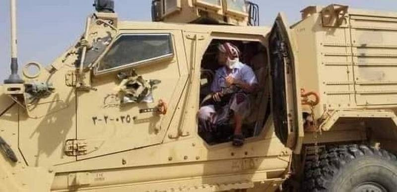 Des photos d'un MRAP Oshkosh M-ATV de la coalition arabe capturées par les Houthis au Yémen sont apparues sur Internet.