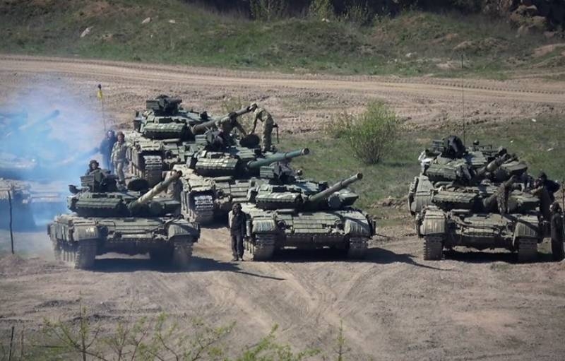 Kiev moved to the line of demarcation in the Luhansk direction more 40 tanks T-64