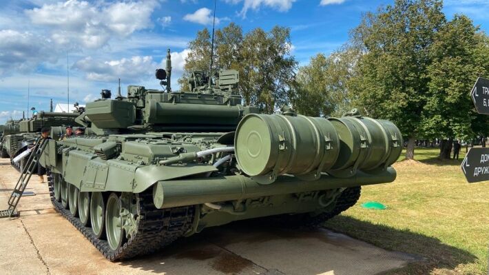 Confusion with the US military determined the unique properties of the Russian T-90 tank