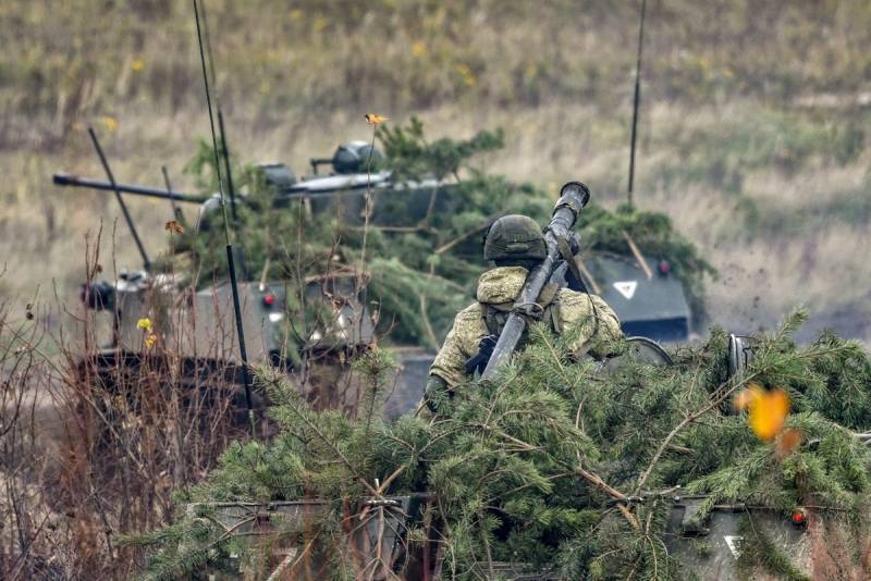 德国杂志 «发现» на спутниковых снимках Крыма российский военный лагерь