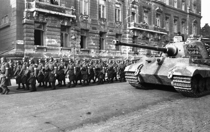 «Hulking colossus»: Polish reviewer dispelled myths about the best tank of WWII