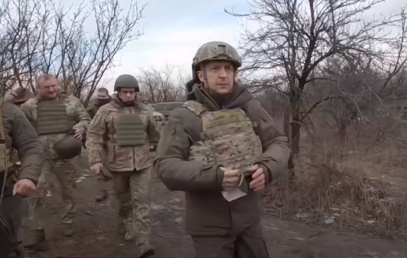 «Поддержать боевой дух защитников Украины»: Zelensky arrived in Donbass