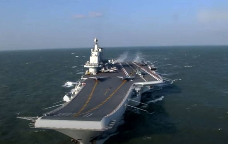 «Сигнал для военных баз США»: 外媒对中国海军航母编队通过日本冲绳以南作出反应