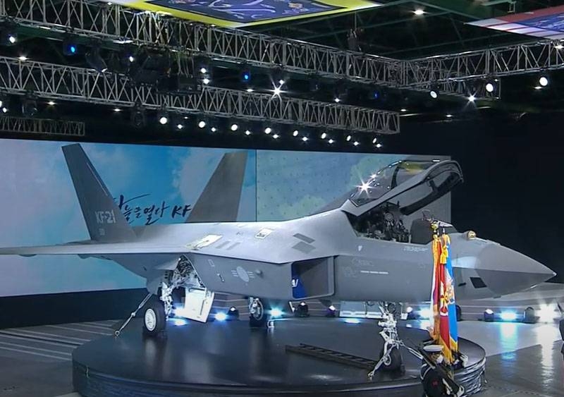 In Korea, the presentation of the prototype of the newest fighter KF-X is held