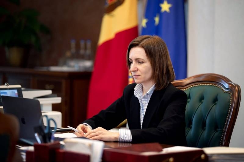 «В связи с участием в антиконституционном заговоре»: Moldova calls for resignation of President Sandu