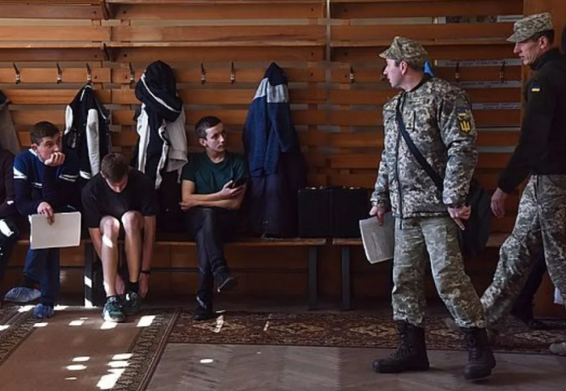 Spring conscription into the Ukrainian army under threat of failure